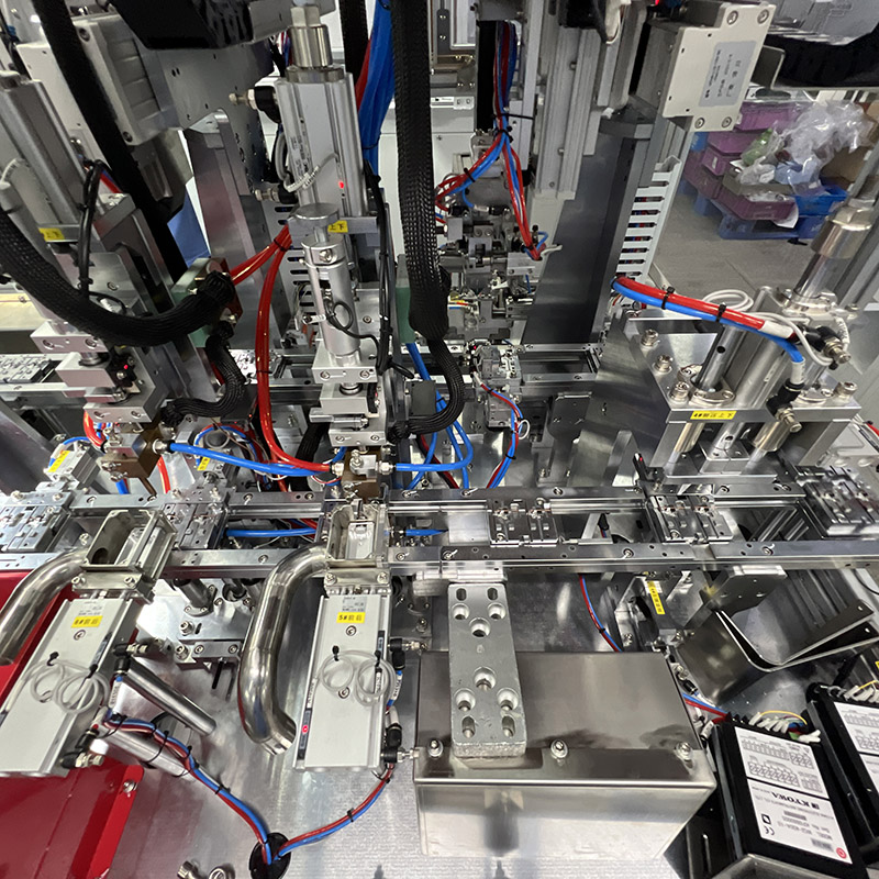 New energy vehicle motor equipment: collision welding of carbon wire and connecting plate